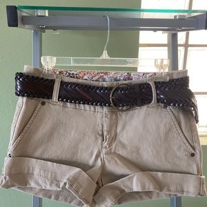 NWOT TAN CUFFED  SHORTS